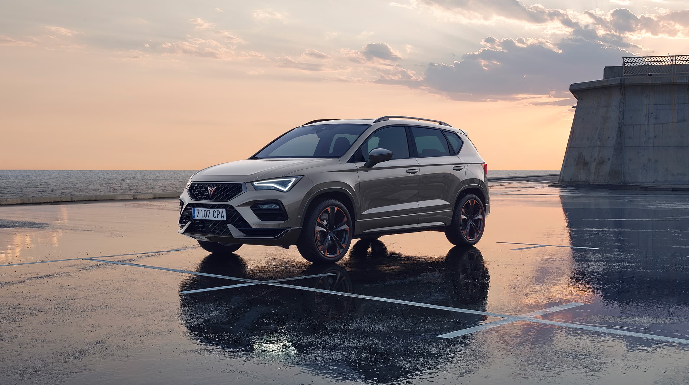 cupra ateca 2020 300hp engine rodium grey colour